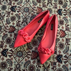 Nine West Coral Buyme Pointy Toe Leather Flats- Size 10.5